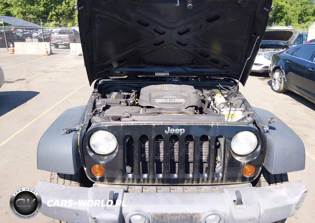 2013 Jeep Wrangler Sport VIN:1C4AJWAG0DL679174 - 10