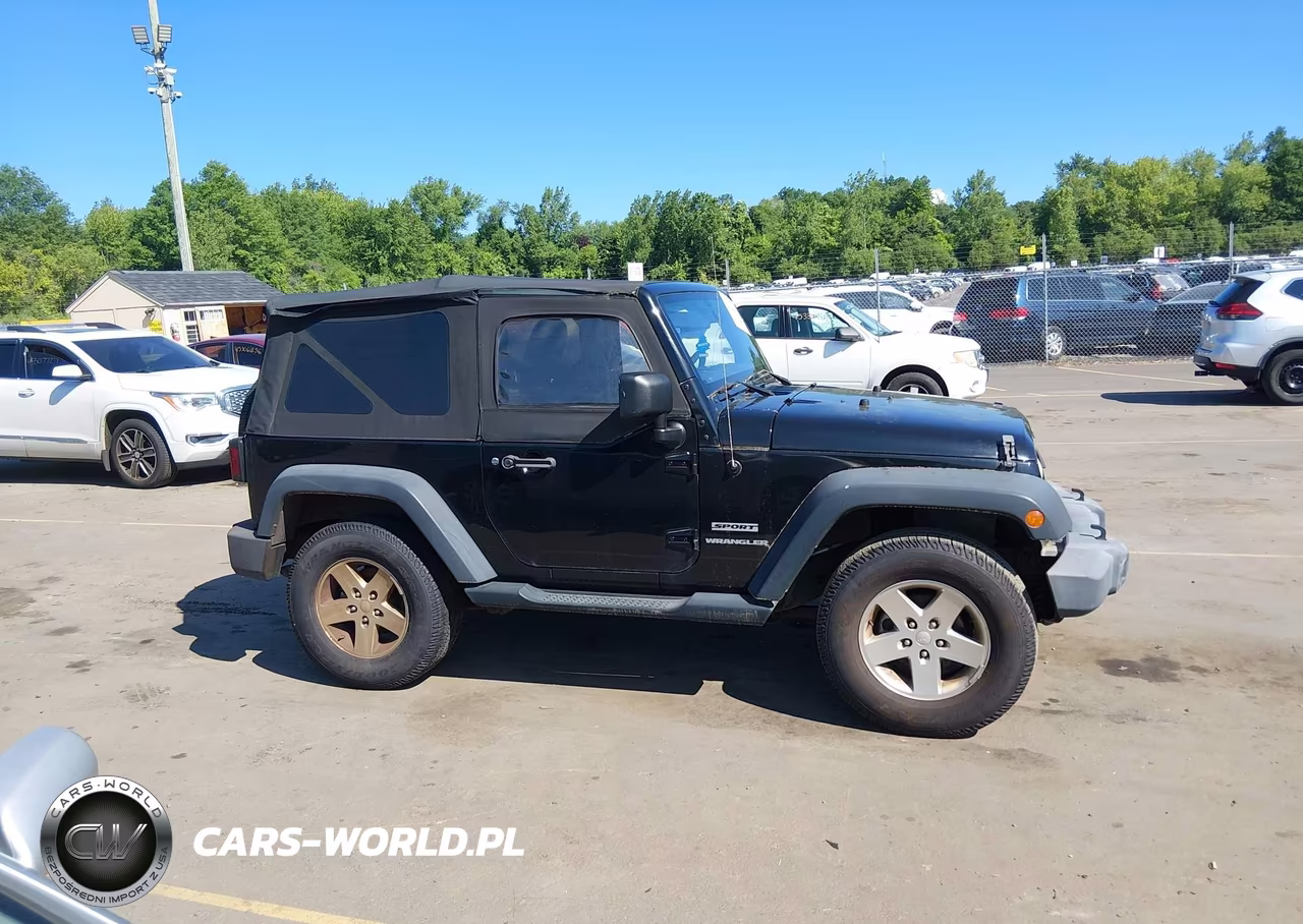 2013 Jeep Wrangler Sport VIN:1C4AJWAG0DL679174 - 13