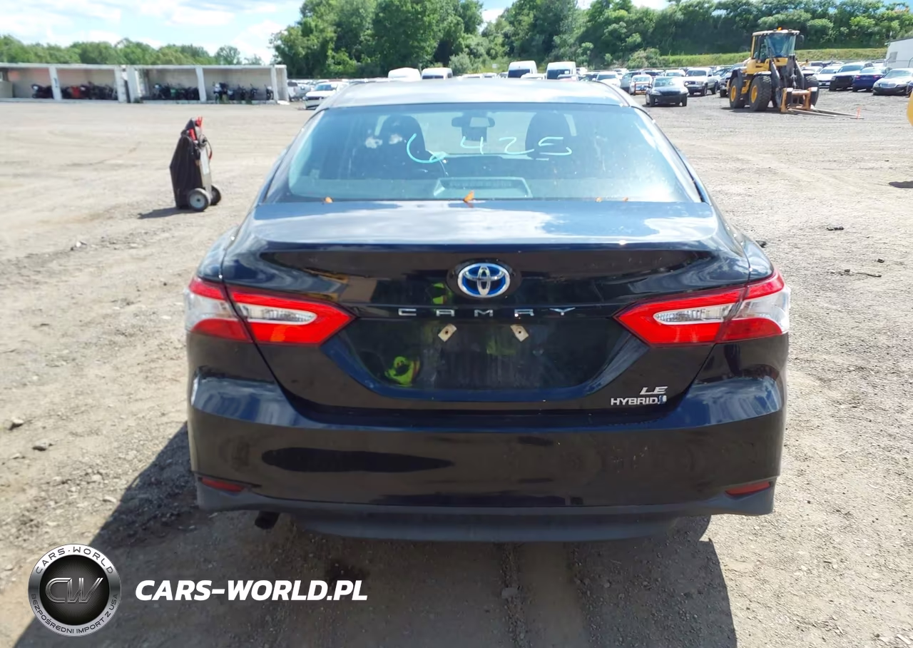 2018 Toyota Camry Hybrid Le VIN:4T1B31HK1JU501108 - 16