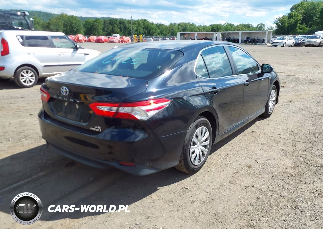 2018 Toyota Camry Hybrid Le VIN:4T1B31HK1JU501108 - 4