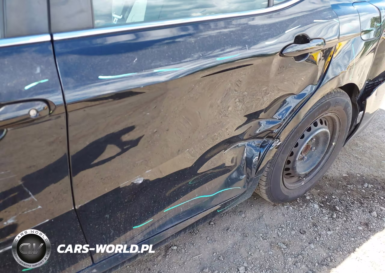 2018 Toyota Camry Hybrid Le VIN:4T1B31HK1JU501108 - 6