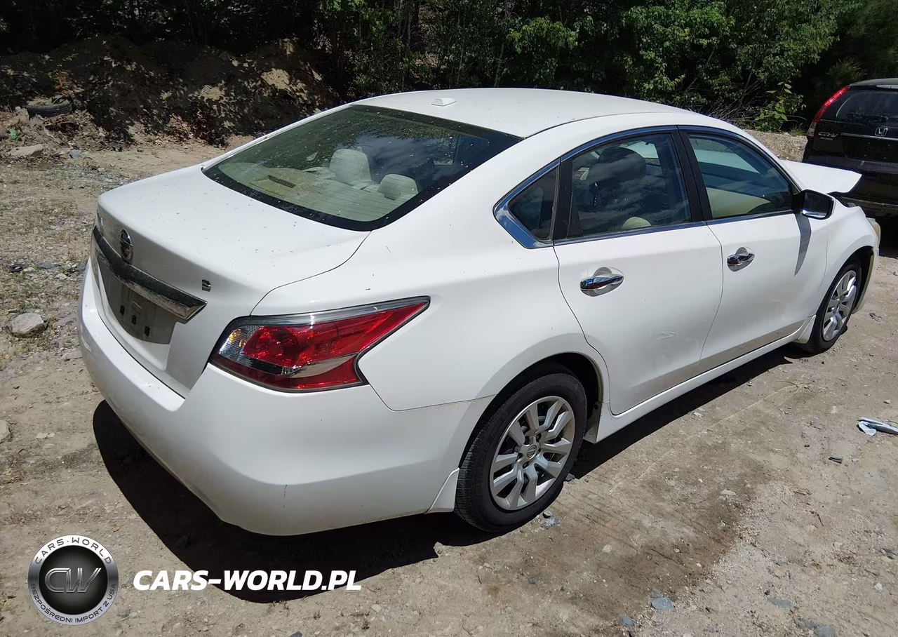 2015 Nissan Altima 2.5 S VIN:1N4AL3AP7FC280800 - 4