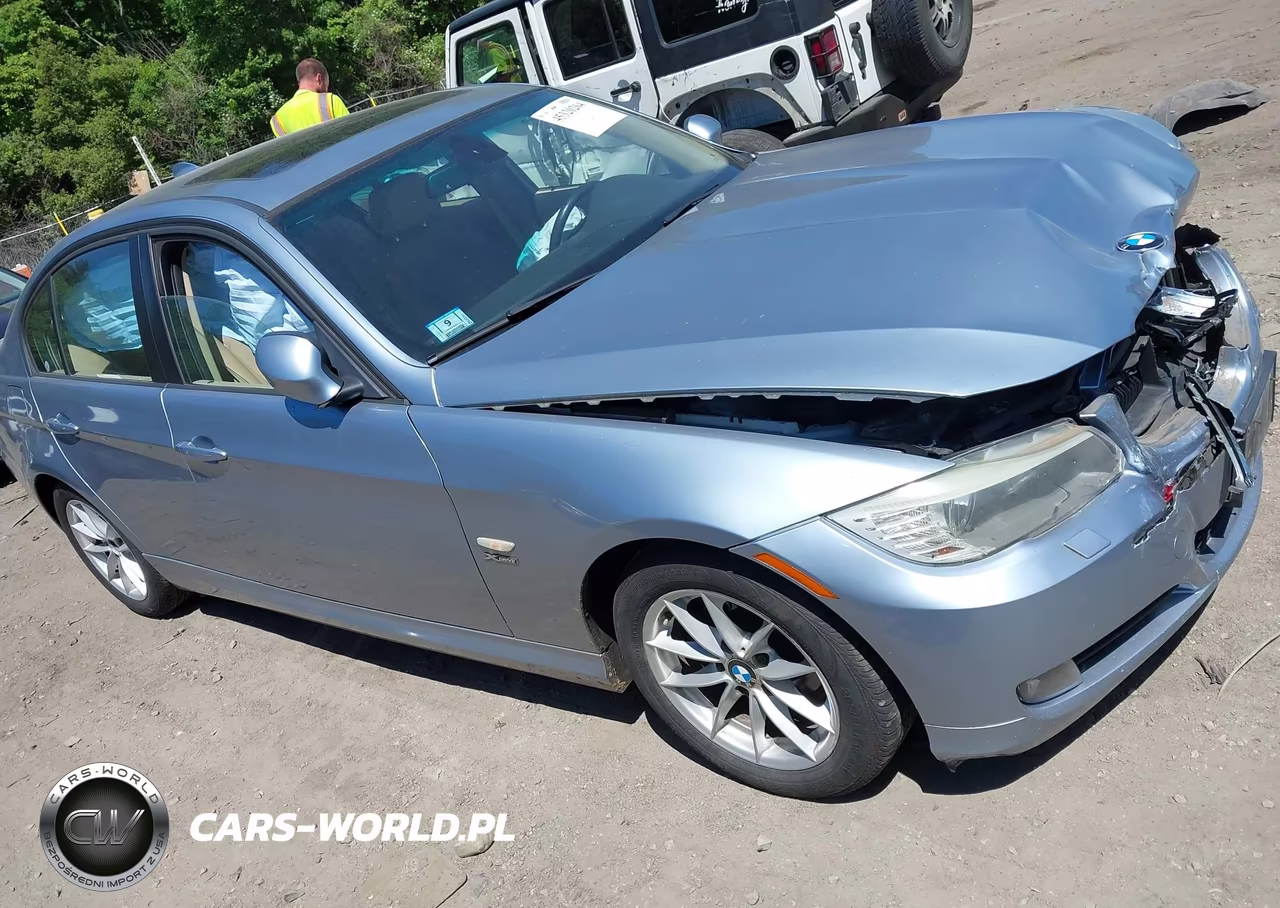 2010 BMW 328I xDrive – zdjęcie 1 z 11
