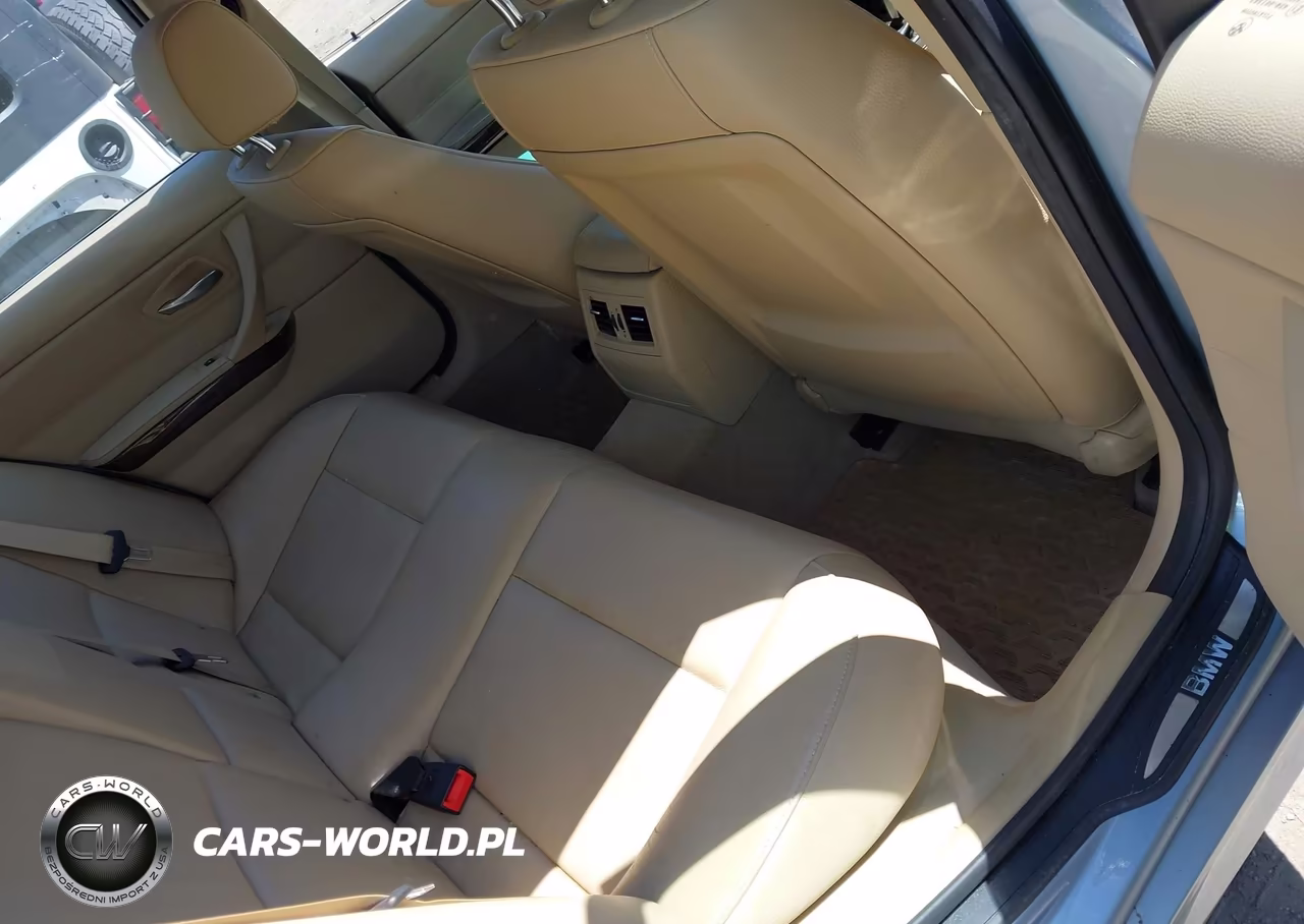 2010 BMW 328I xDrive VIN:WBAPK5C53AA652956 - 8