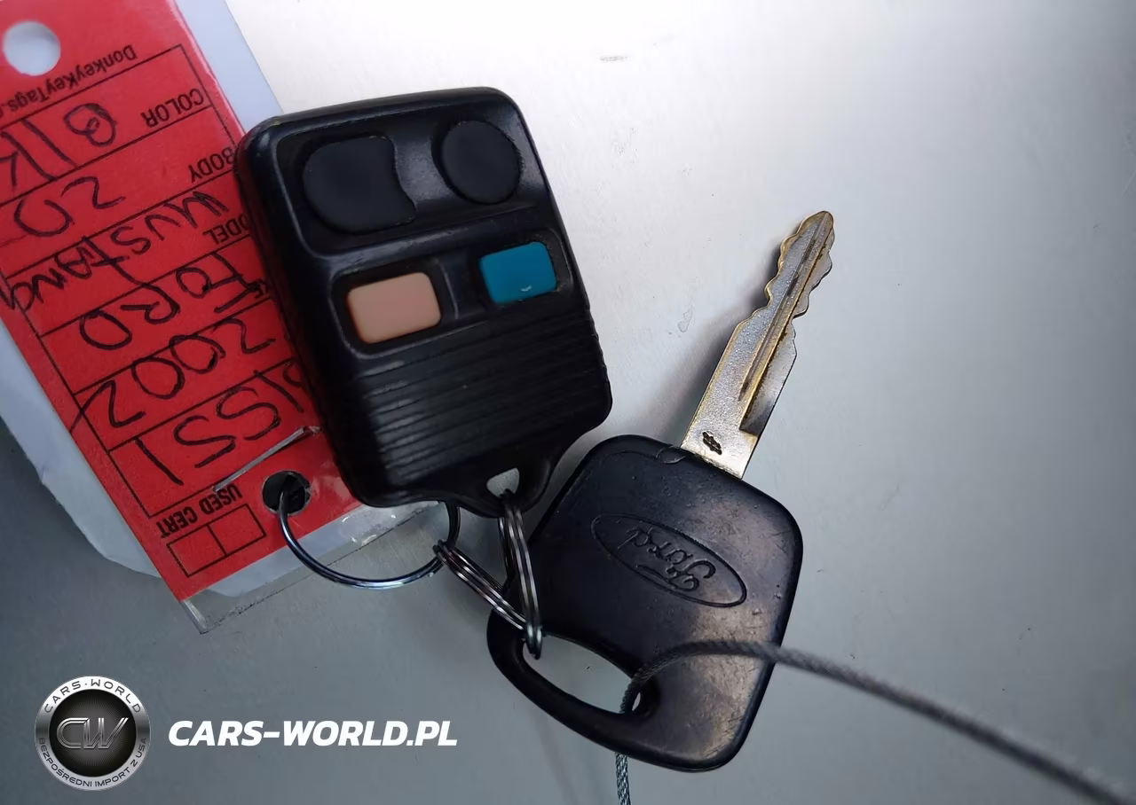 2002 Ford Mustang Deluxe VIN:1FAFP40452F111570 - 11