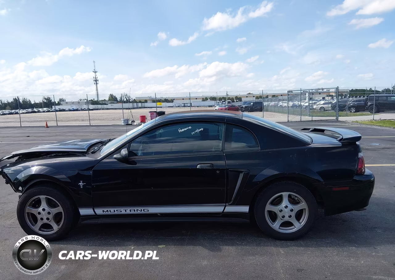 2002 Ford Mustang Deluxe VIN:1FAFP40452F111570 - 15