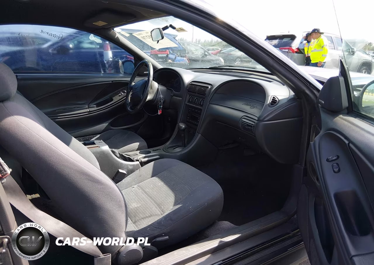 2002 Ford Mustang Deluxe VIN:1FAFP40452F111570 - 5