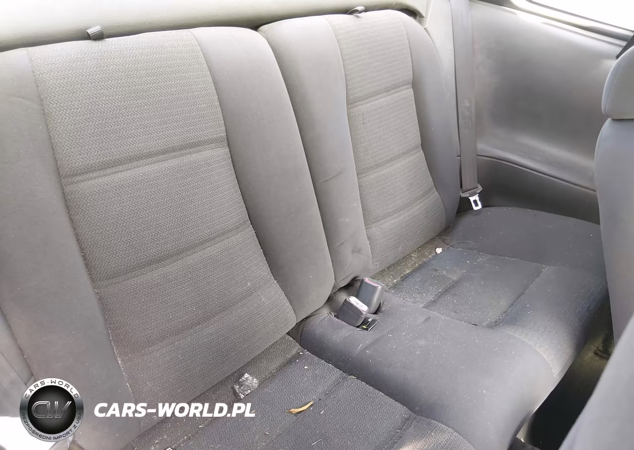 2002 Ford Mustang Deluxe VIN:1FAFP40452F111570 - 8
