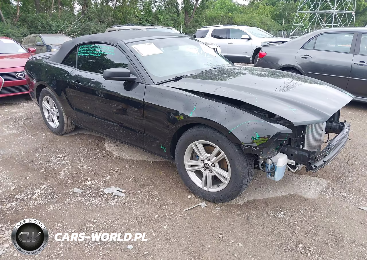 2014 Ford Mustang V6 – zdjęcie 1 z 18