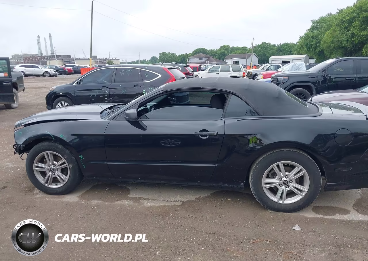 2014 Ford Mustang V6 VIN:1ZVBP8EM4E5213121 - 15