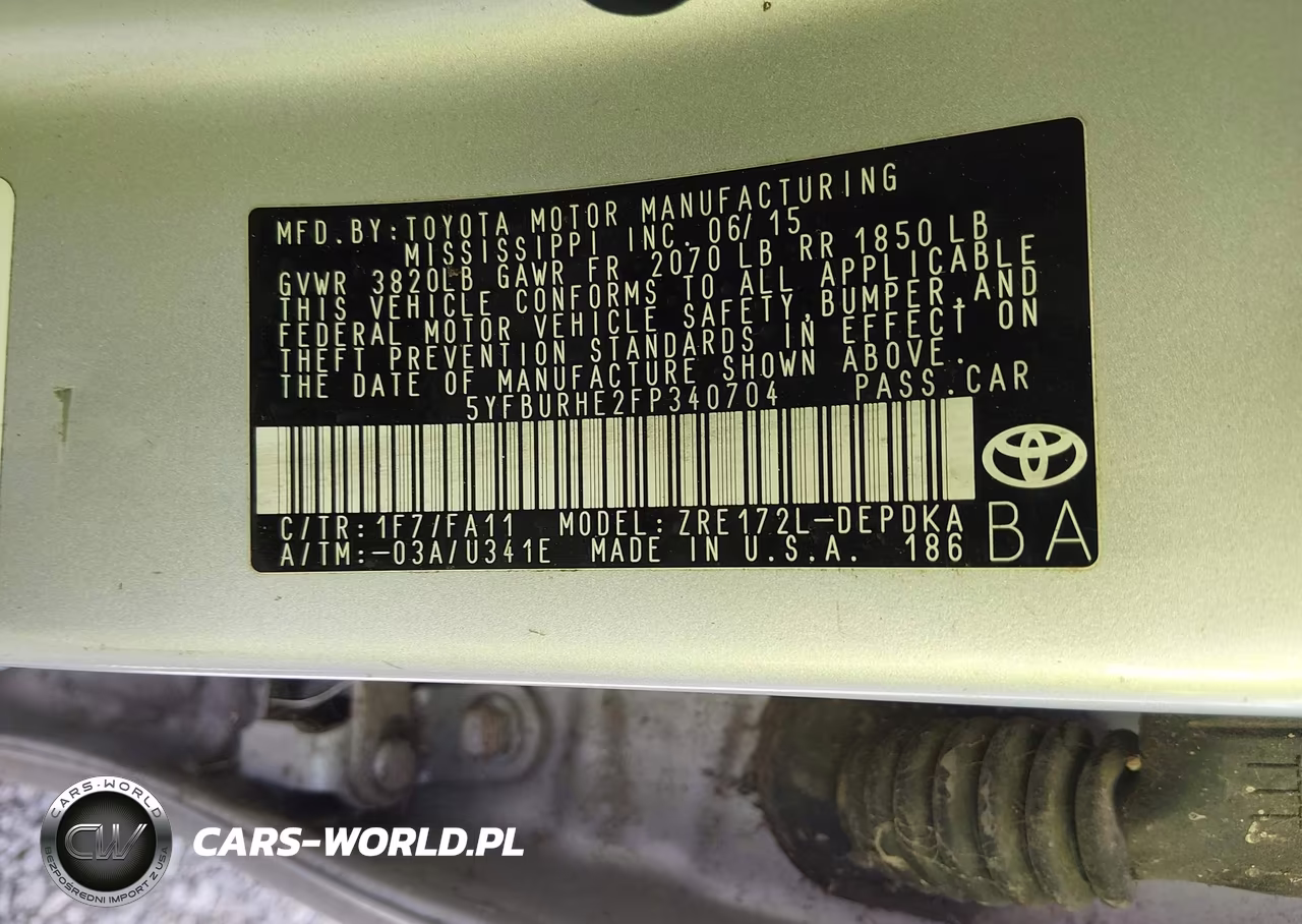 2015 Toyota Corolla L VIN:5YFBURHE2FP340704 - 9