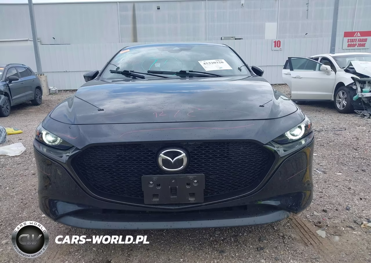 2021 Mazda Mazda3 Premium VIN:JM1BPAML3M1333095 - 12