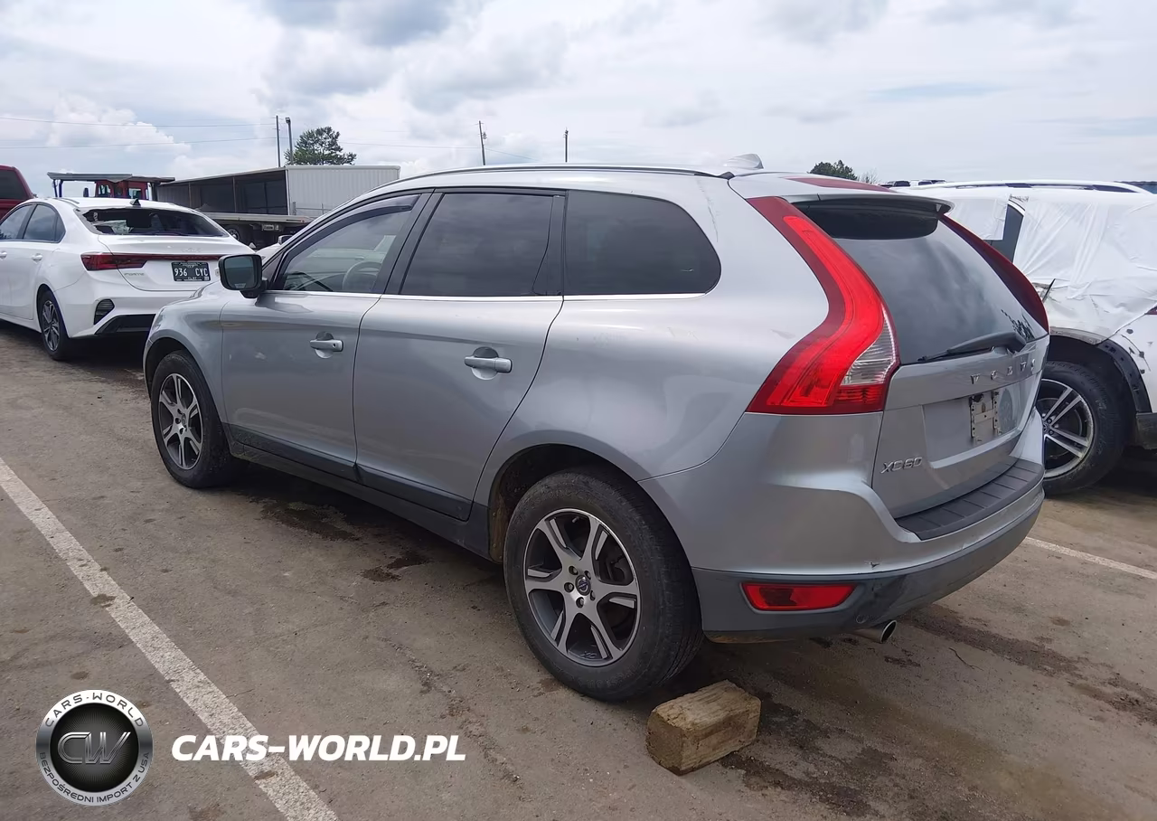 2011 Volvo Xc60 T6-T6 R-Design VIN:YV4902DZ7B2150073 - 3
