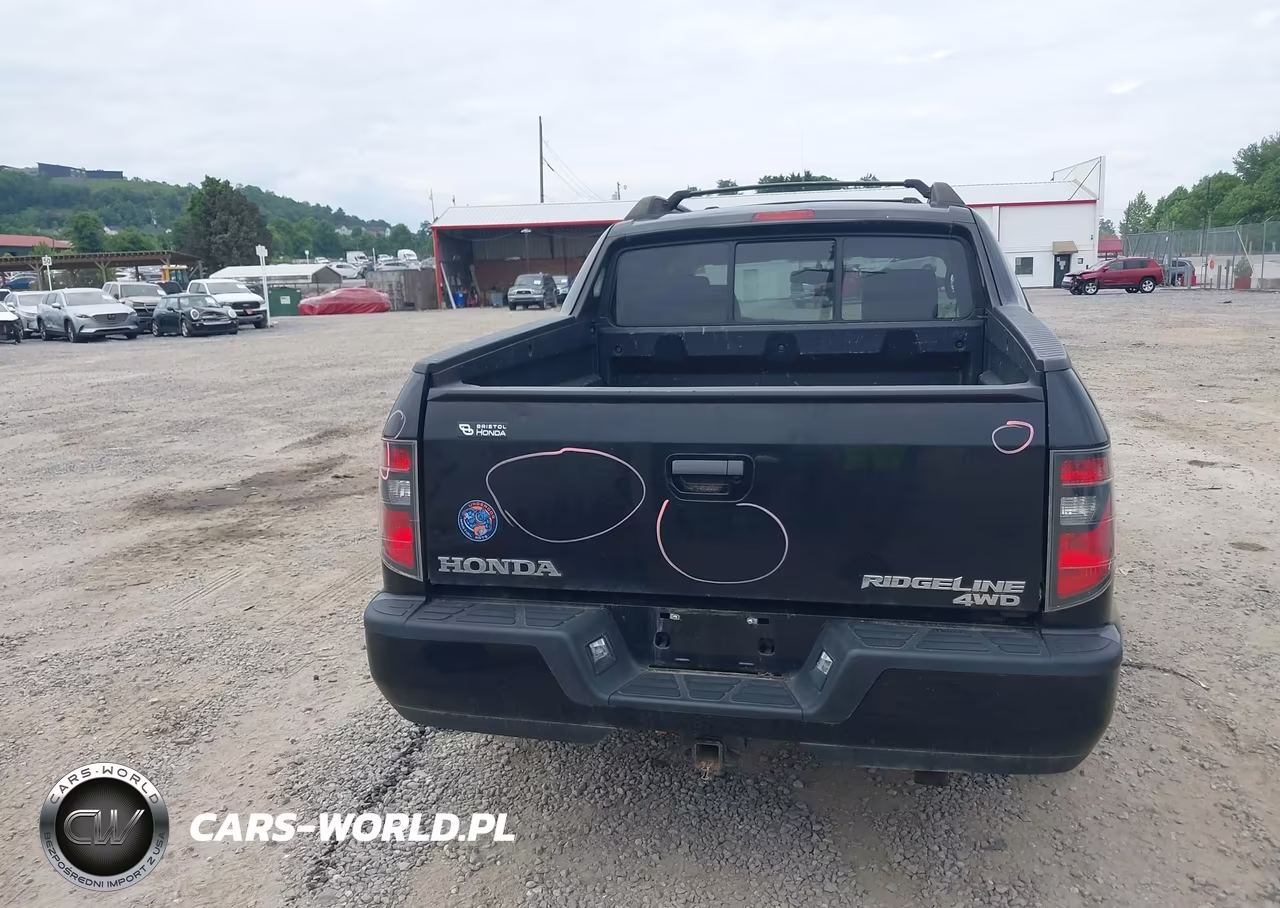 2014 Honda Ridgeline Sport VIN:5FPYK1F70EB001429 - 16