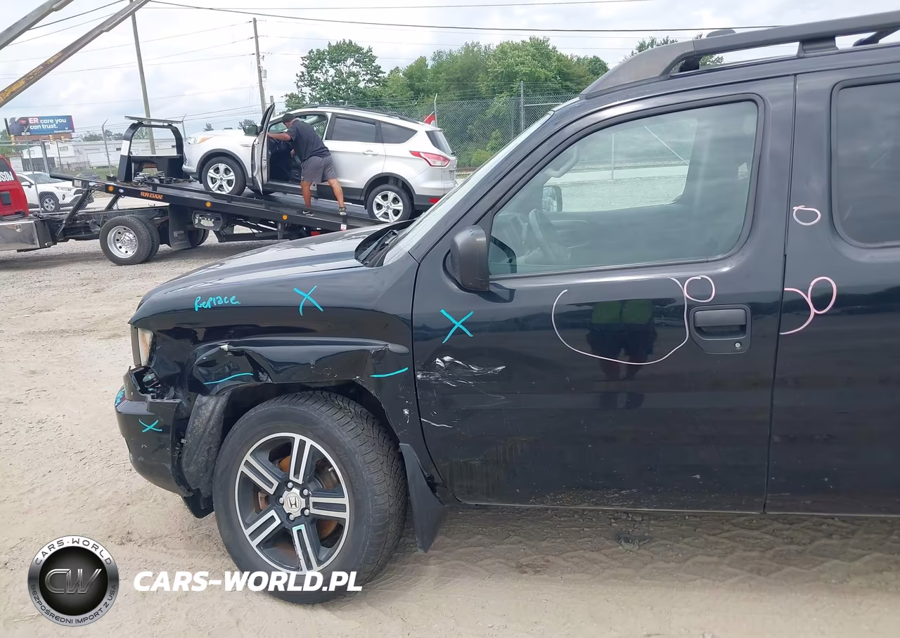 2014 Honda Ridgeline Sport VIN:5FPYK1F70EB001429 - 6
