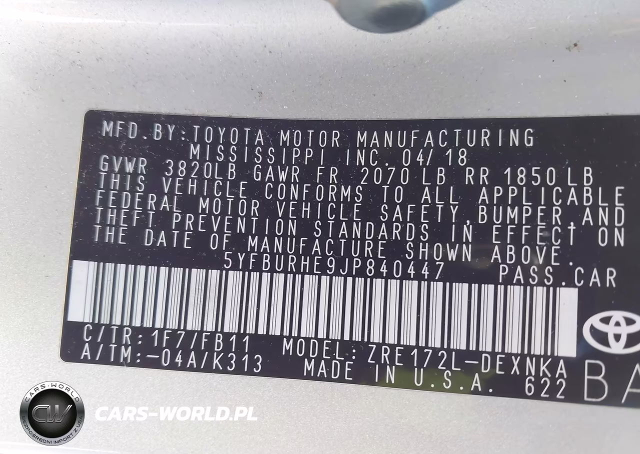 2018 Toyota Corolla Le VIN:5YFBURHE9JP840447 - 9