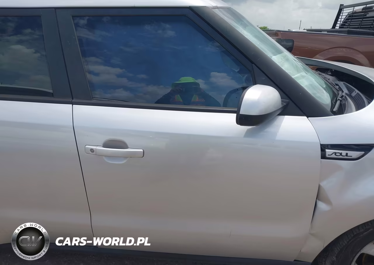 2015 Kia Soul ! VIN:KNDJN2A27F7807312 - 5