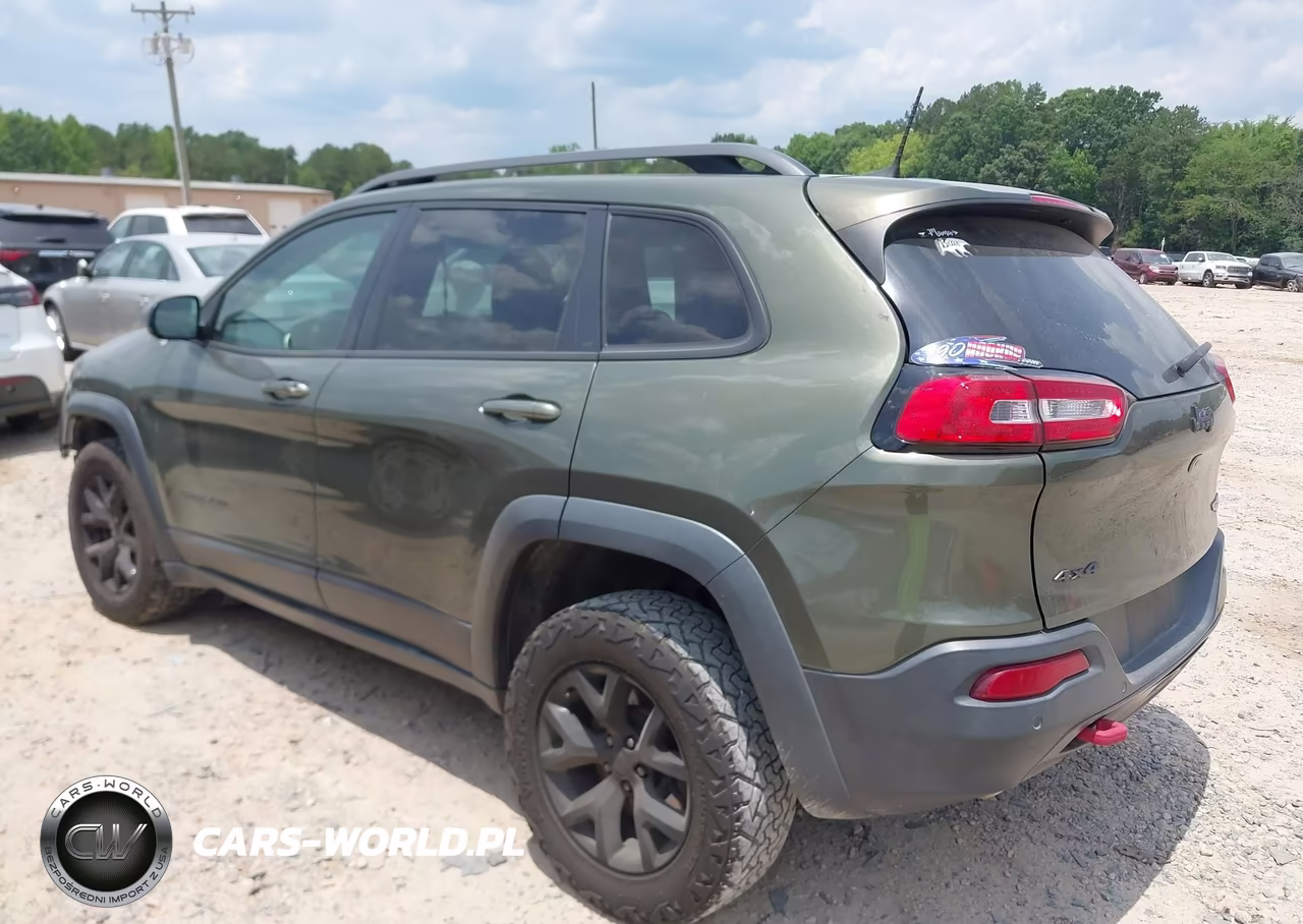 2018 Jeep Cherokee Trailhawk 4X4 VIN:1C4PJMBX3JD600521 - 3