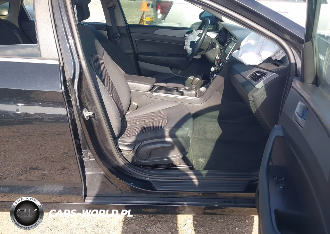 2019 Hyundai Sonata Sel VIN:5NPE34AF6KH763752 - 5