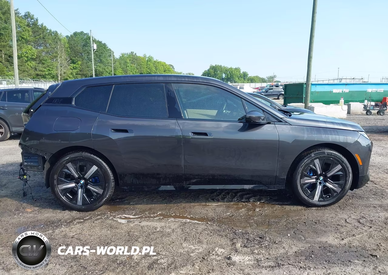2025 BMW Ix xDrive50 VIN:WB523CF04SCS15712 - 14