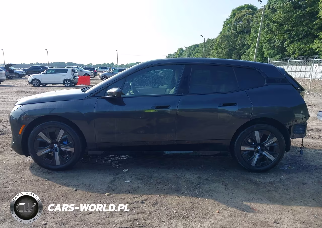2025 BMW Ix xDrive50 VIN:WB523CF04SCS15712 - 15
