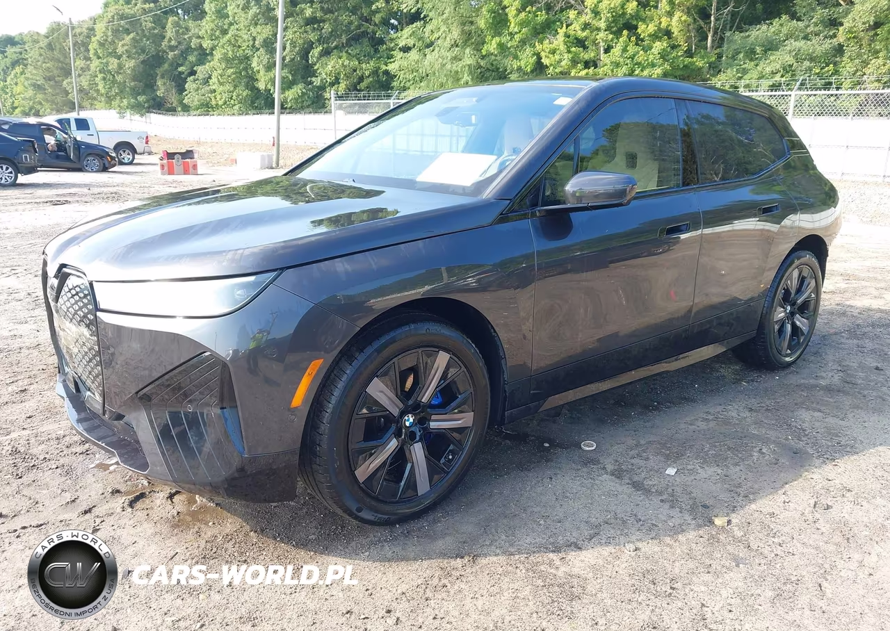 2025 BMW Ix xDrive50 VIN:WB523CF04SCS15712 - 2