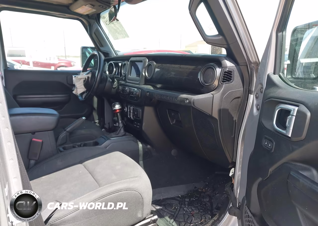 2020 Jeep Wrangler Unlimited Sport Altitude VIN:1C4HJXDG9LW341205 - 5