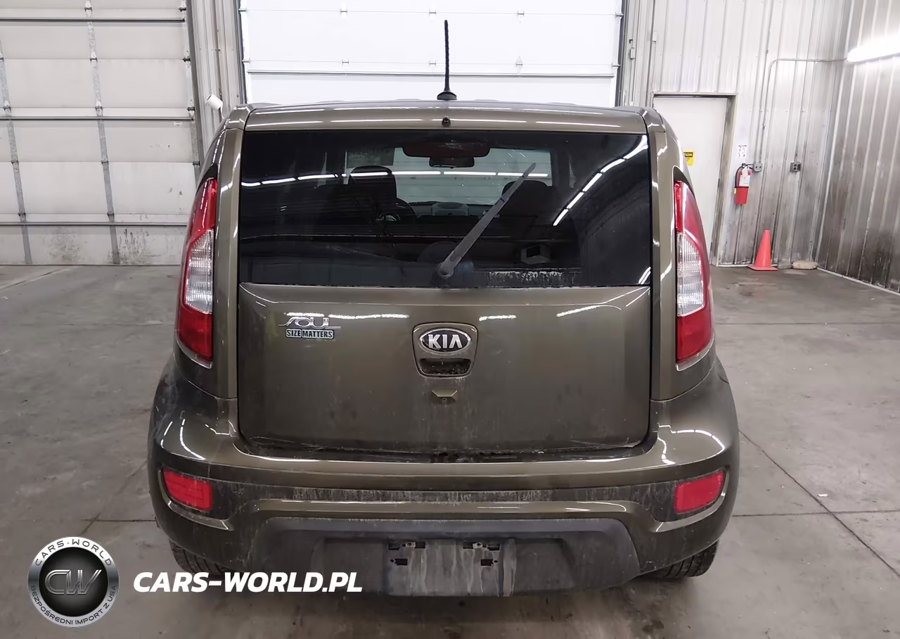 2013 Kia Soul + VIN:KNDJT2A68D7524388 - 17