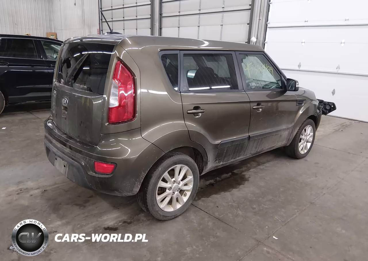 2013 Kia Soul + VIN:KNDJT2A68D7524388 - 4