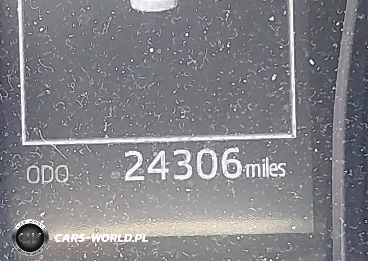 2019 Toyota Camry Le VIN:4T1B11HK0KU290846 - 16