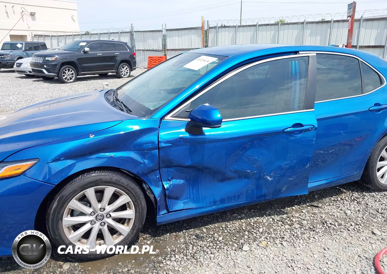 2019 Toyota Camry Le VIN:4T1B11HK0KU290846 - 6