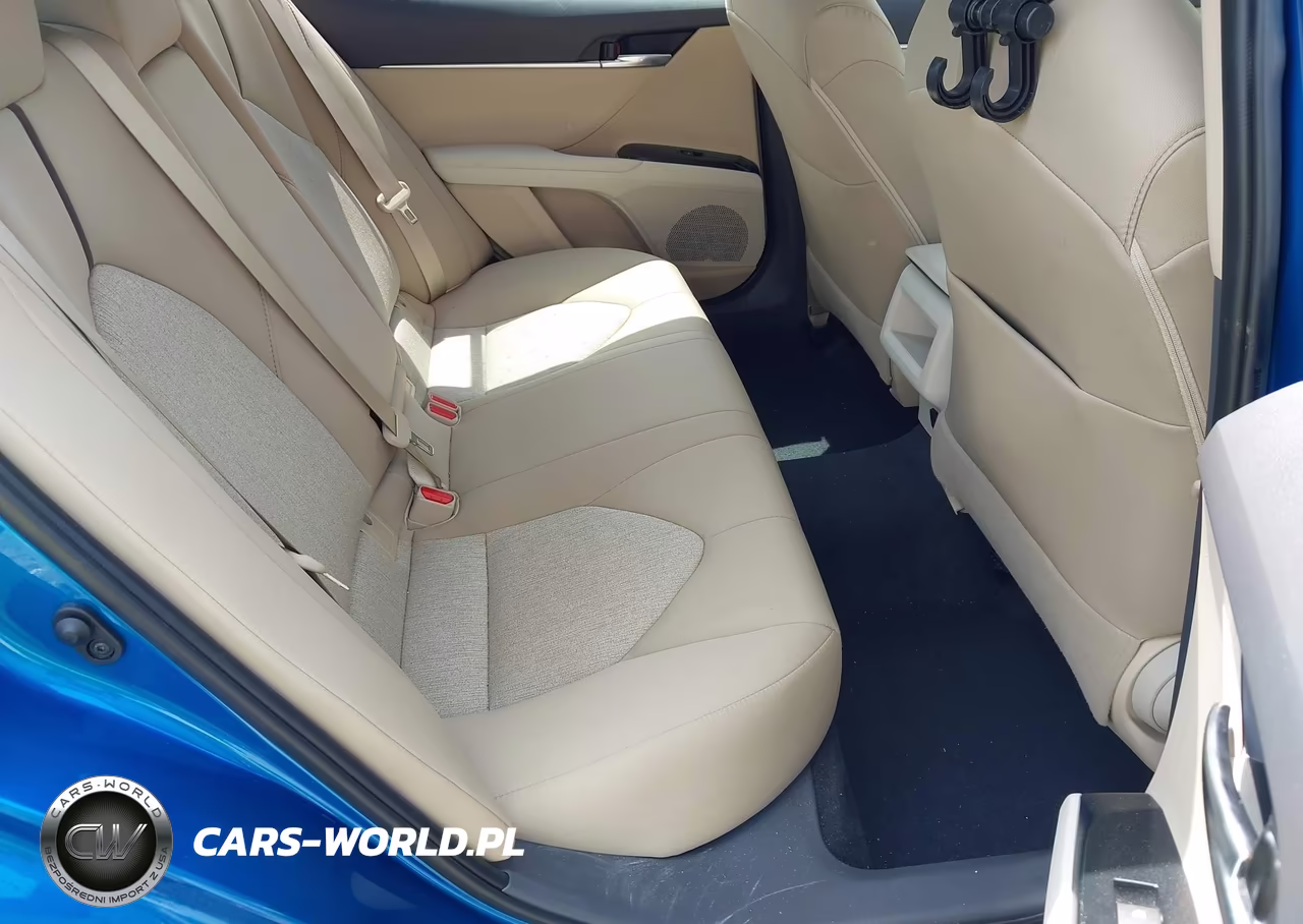 2019 Toyota Camry Le VIN:4T1B11HK0KU290846 - 8