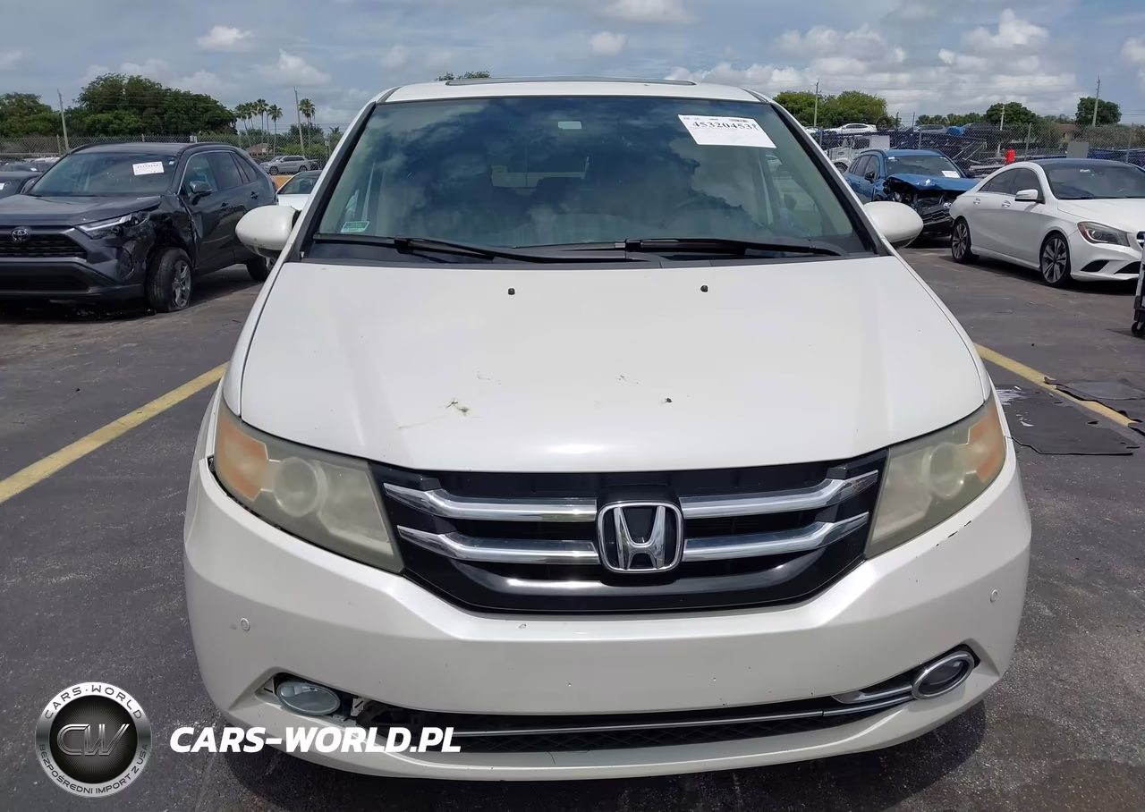 2015 Honda Odyssey Touring-Touring Elite VIN:5FNRL5H9XFB049408 - 12