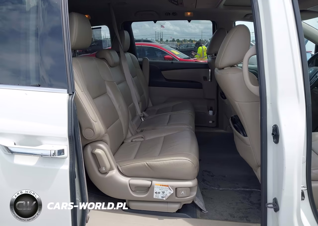 2015 Honda Odyssey Touring-Touring Elite VIN:5FNRL5H9XFB049408 - 8