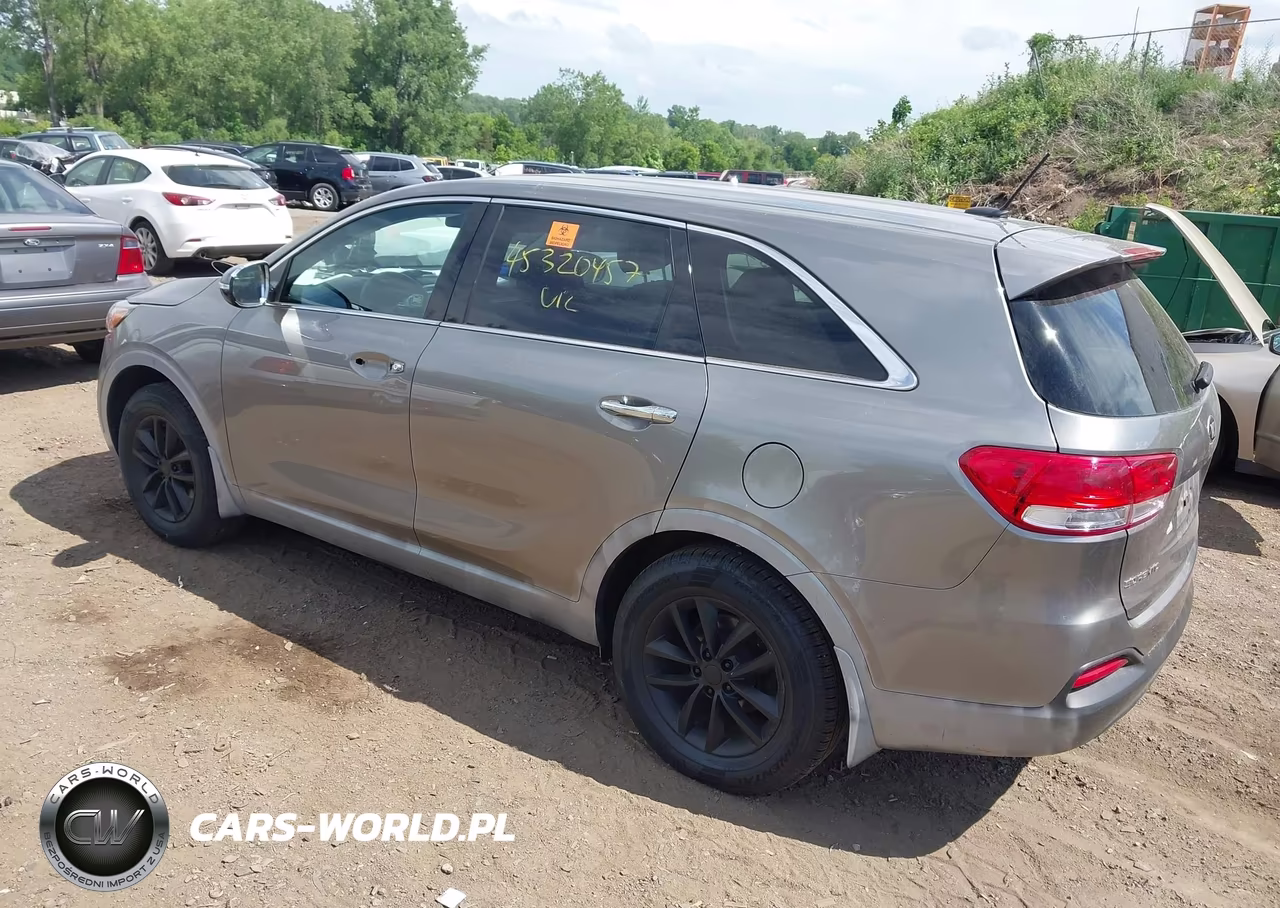 2018 Kia Sorento 2.4L L VIN:5XYPG4A36JG408685 - 3