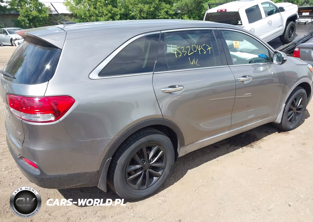 2018 Kia Sorento 2.4L L VIN:5XYPG4A36JG408685 - 4