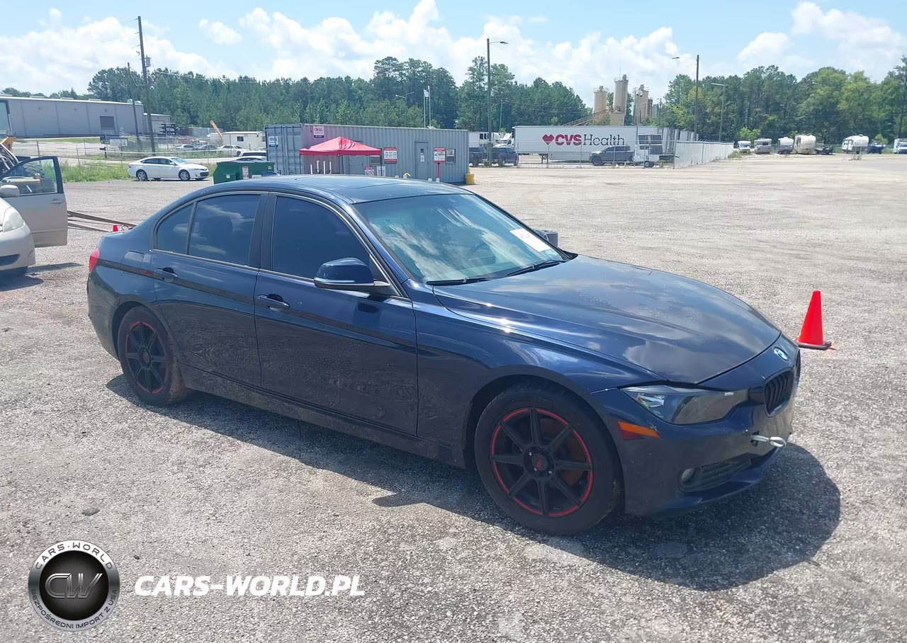 2014 BMW 320I – zdjęcie 1 z 11