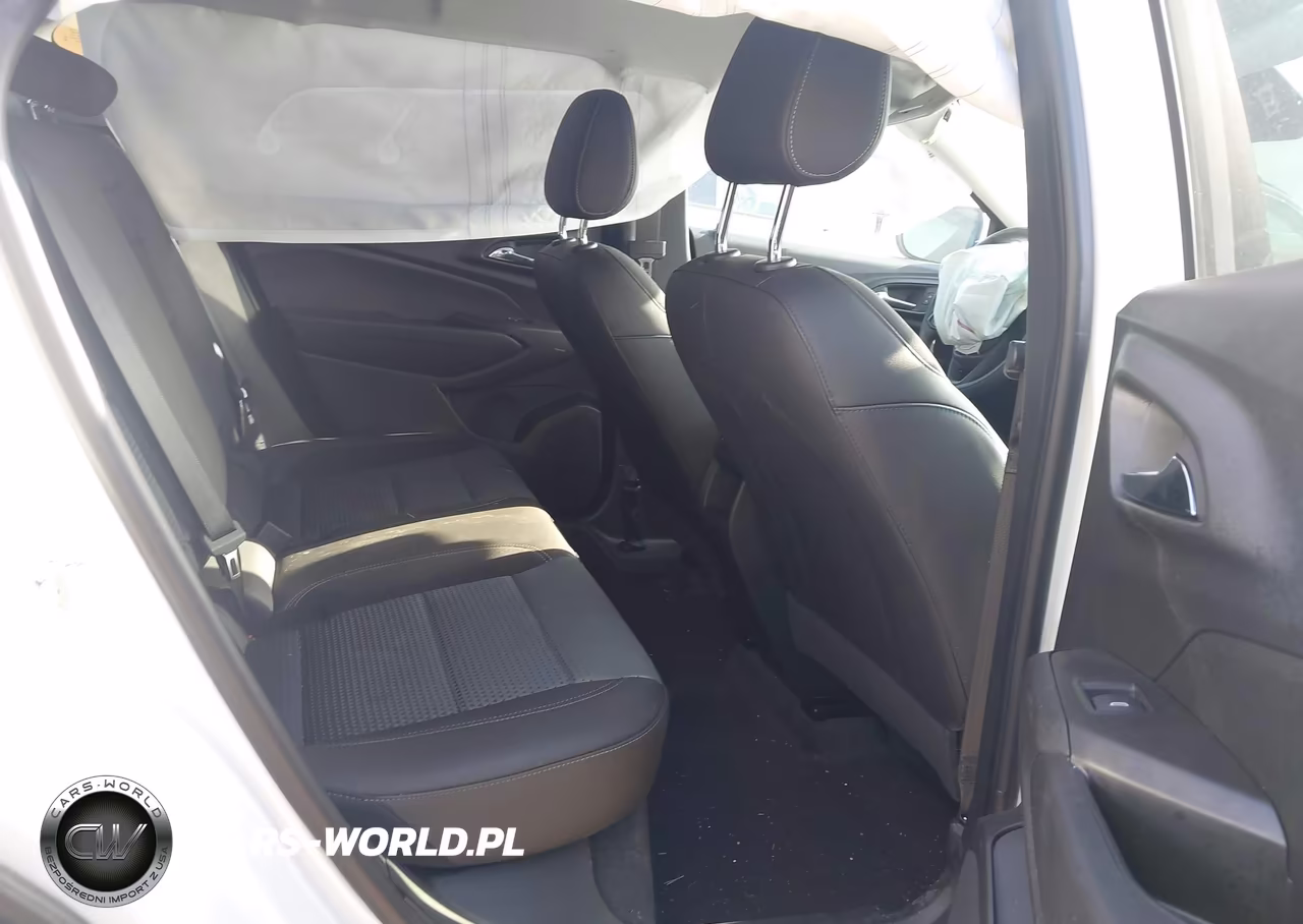 2026 Chevrolet Trax Fwd Lt VIN:KL77LHEP8TC107162 - 8