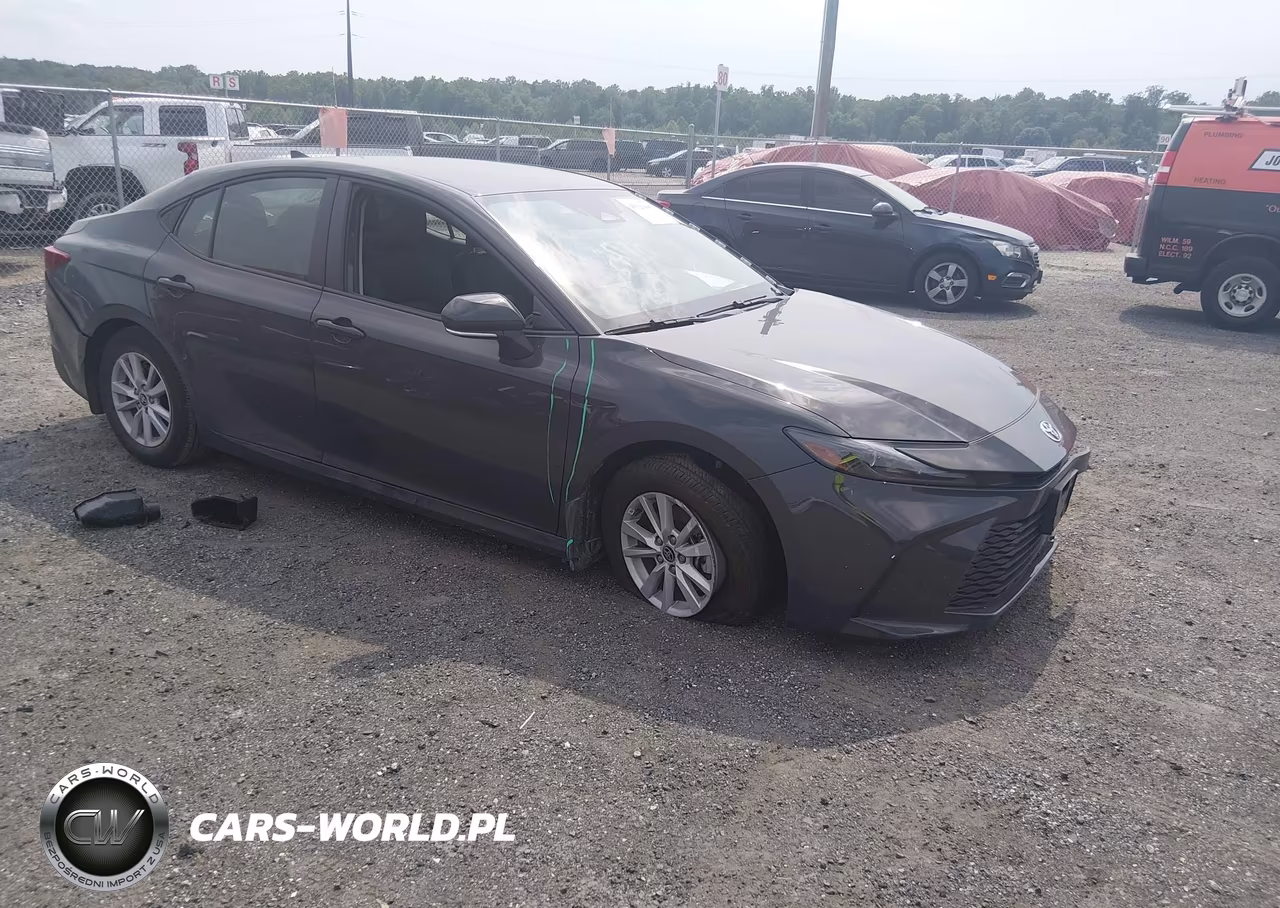 2026 Toyota Camry Le – zdjęcie 1 z 16