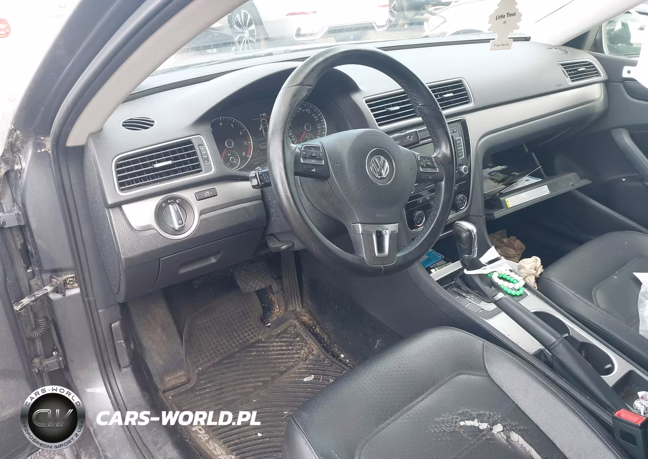 2014 Volkswagen Passat 1.8T Se VIN:1VWBT7A34EC056043 - 5
