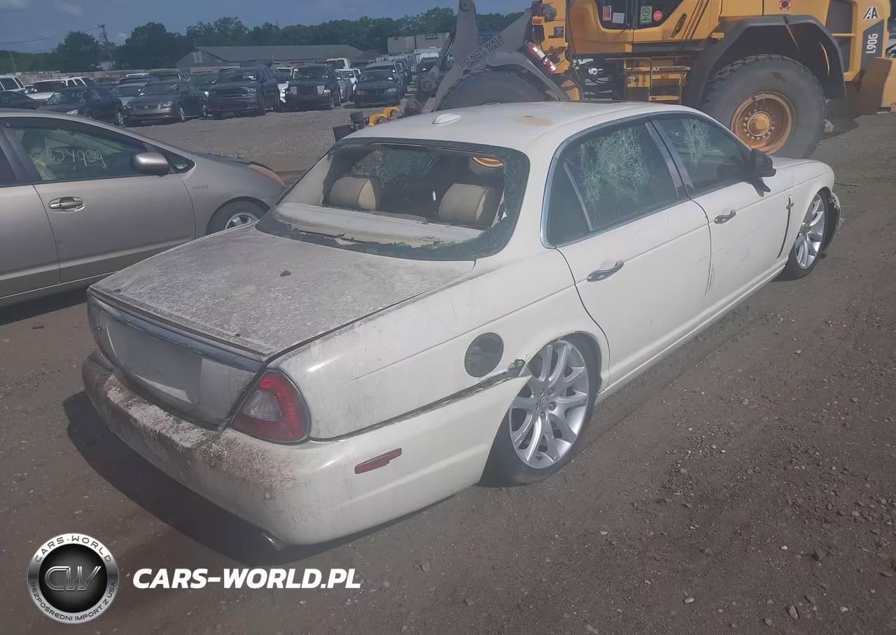 2008 Jaguar Xj Xj8 L VIN:SAJWA79B68SH23716 - 4
