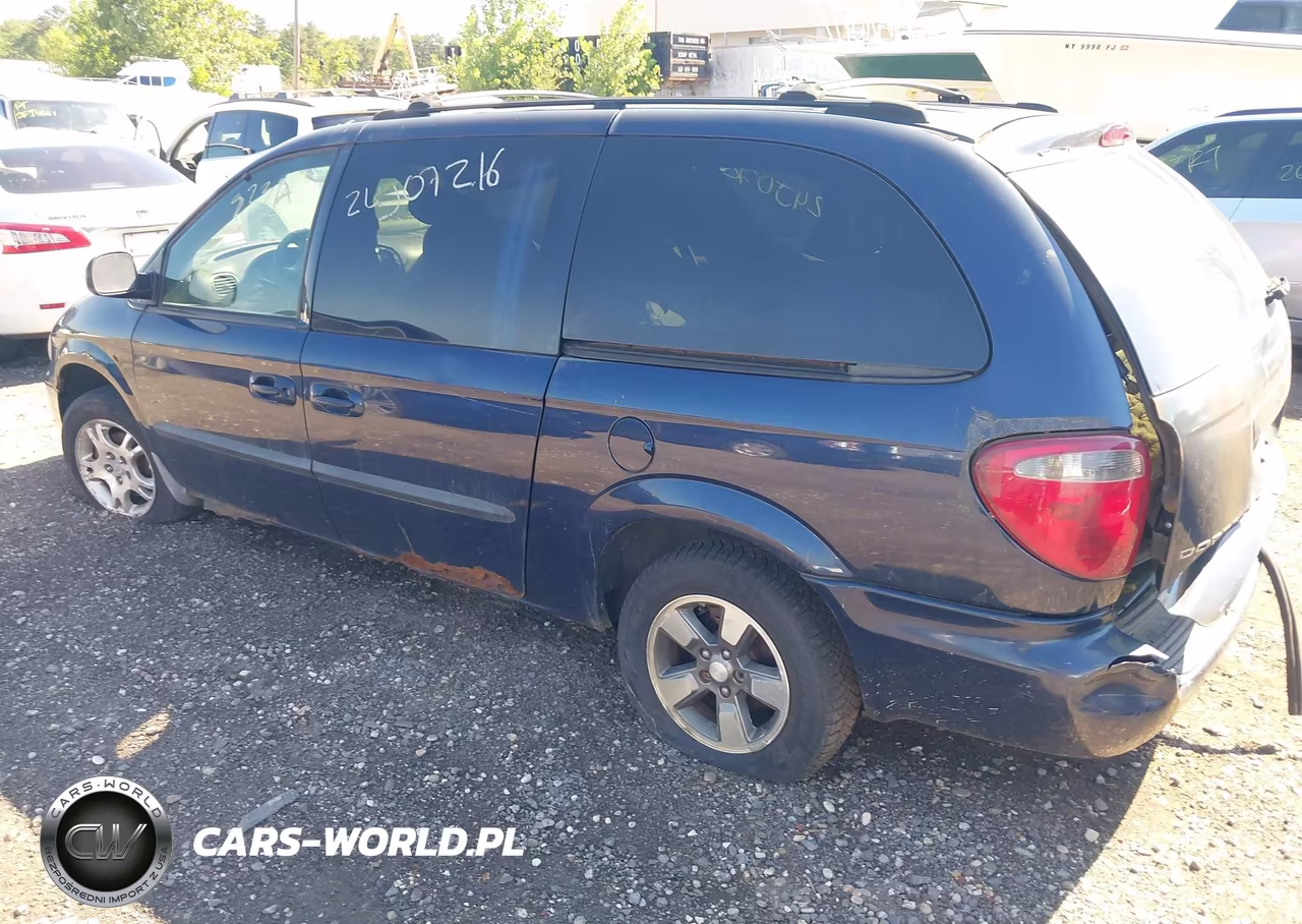 2003 Dodge Grand Caravan Sport VIN:2D8GP44L23R328635 - 3