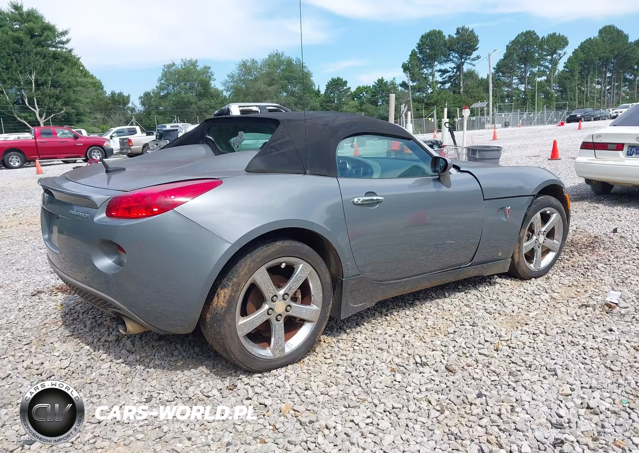 2007 Pontiac Solstice VIN:1G2MB35B27Y127680 - 4