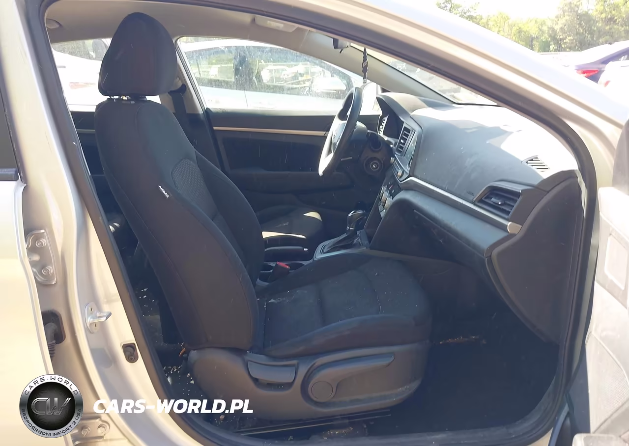 2019 Hyundai Elantra Sel VIN:5NPD84LF5KH450525 - 5