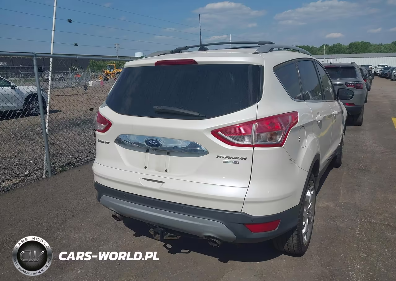 2016 Ford Escape Titanium VIN:1FMCU9J91GUA20436 - 4