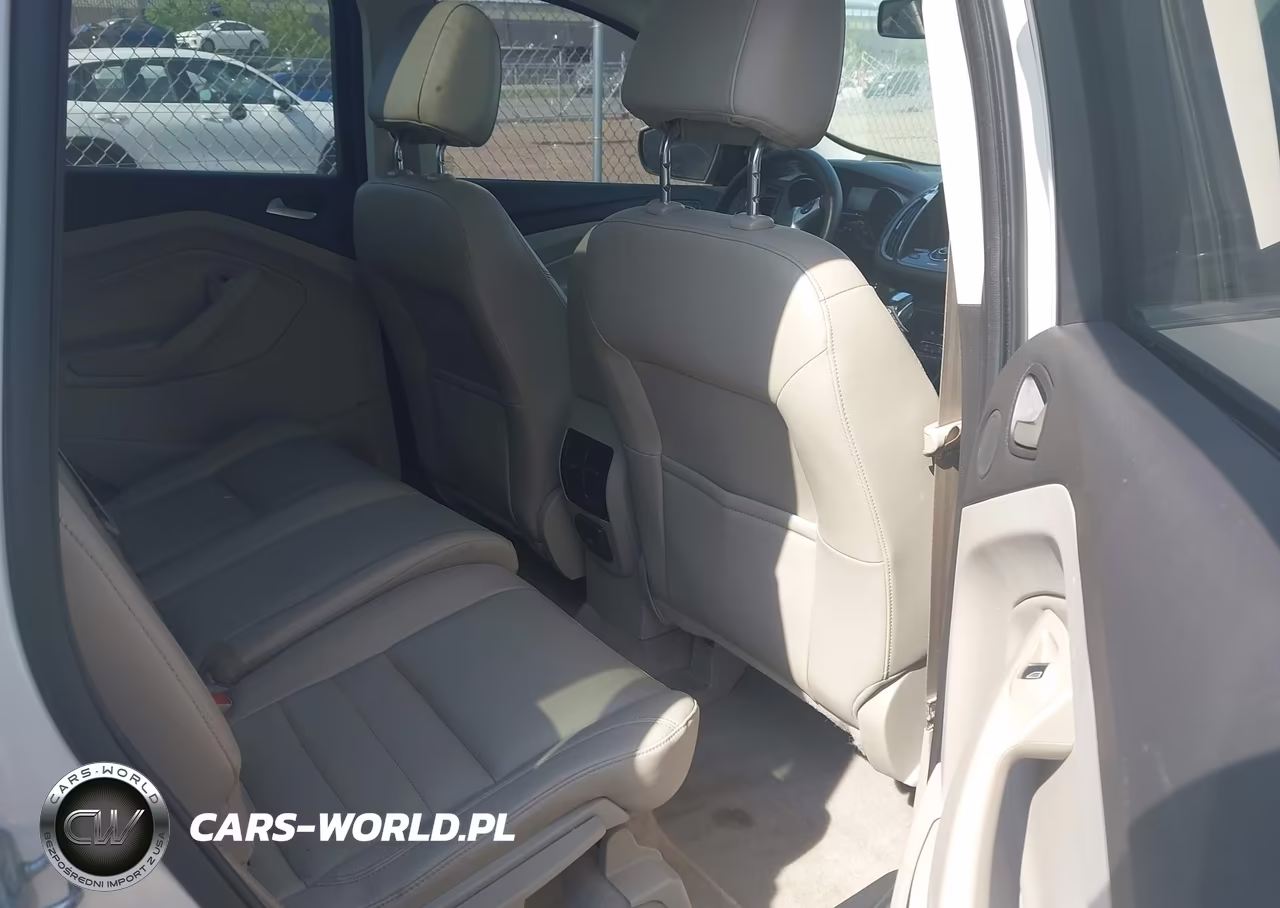 2016 Ford Escape Titanium VIN:1FMCU9J91GUA20436 - 8