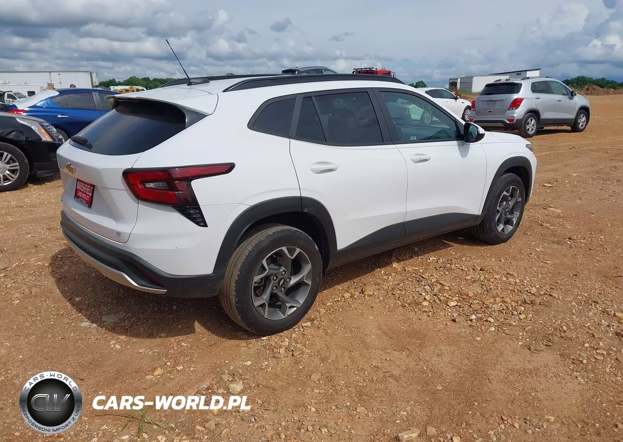 2025 Chevrolet Trax Fwd Lt VIN:KL77LHEP8SC236811 - 4