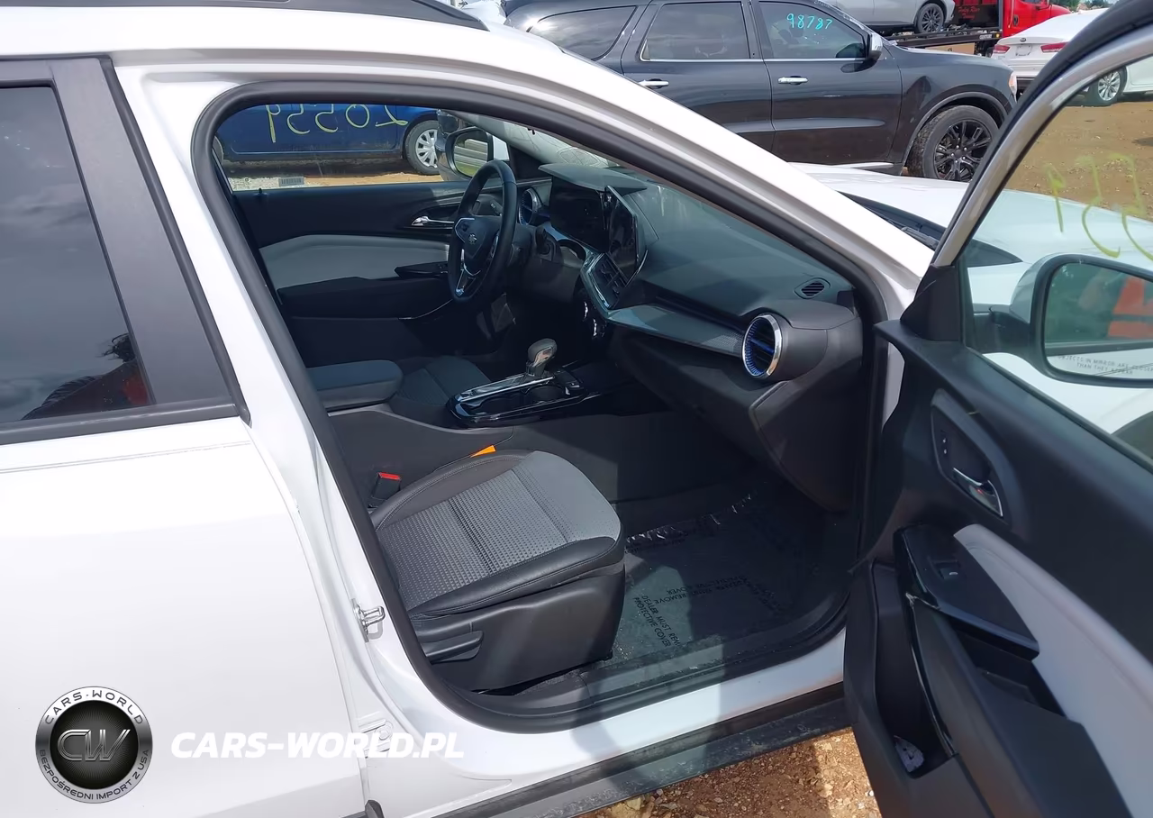 2025 Chevrolet Trax Fwd Lt VIN:KL77LHEP8SC236811 - 5