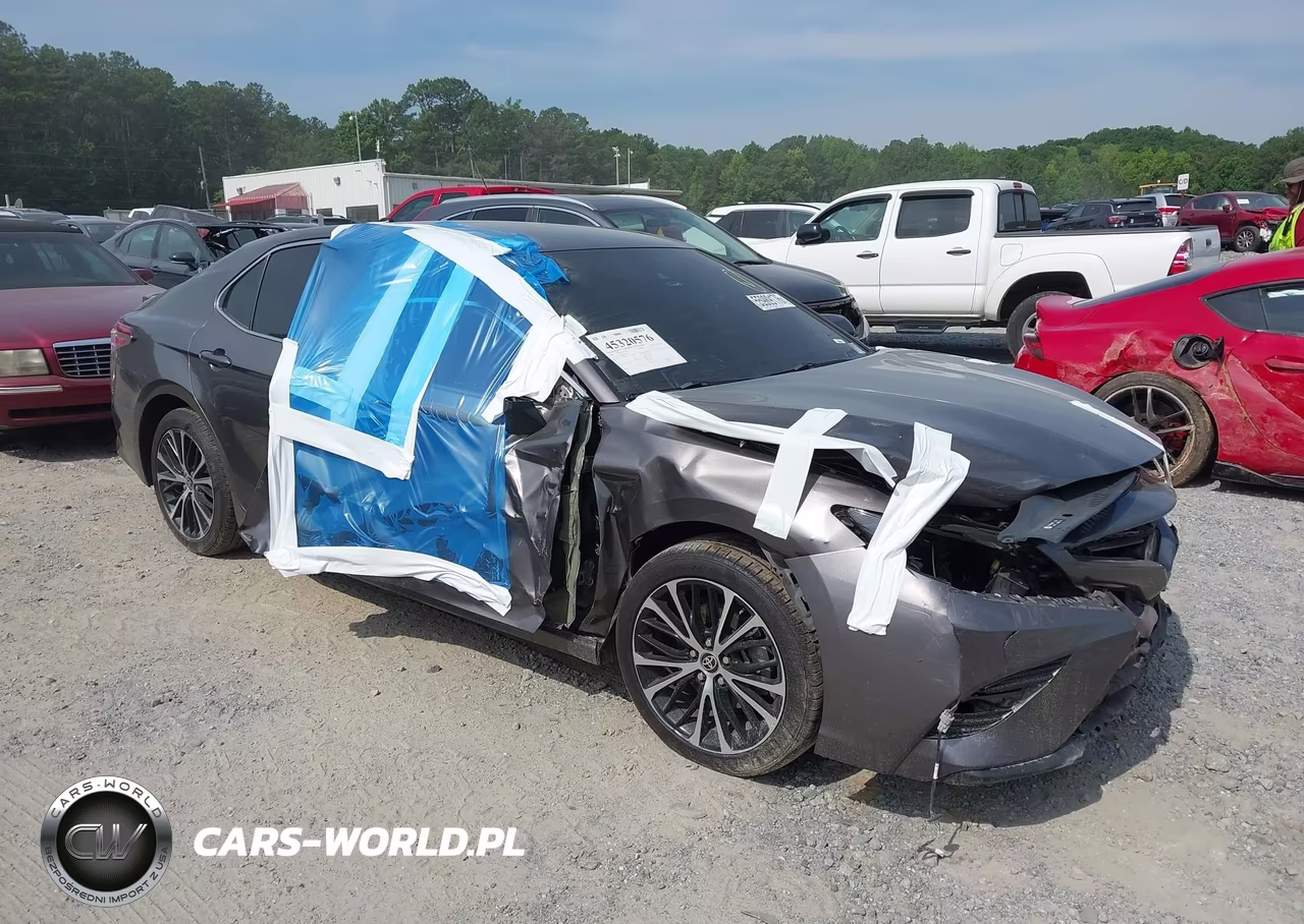 2020 Toyota Camry Se