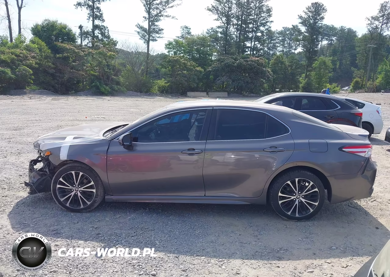 2020 Toyota Camry Se VIN:4T1G11AKXLU964650 - 14